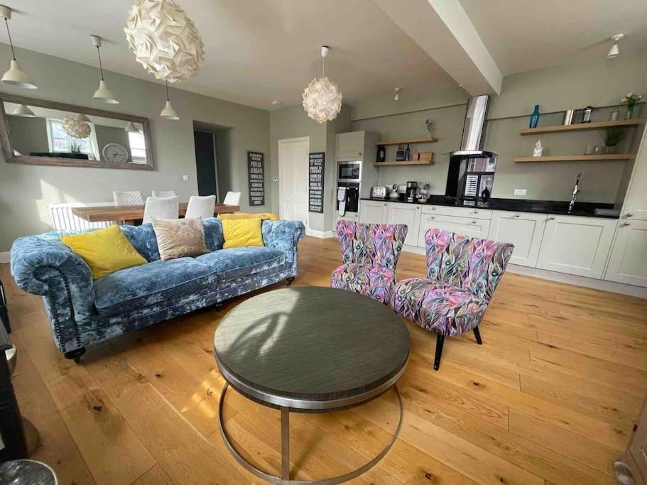 Luxurious 2 Bedroom Apartment In Central Berwick 외부 사진