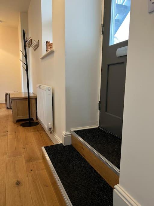 Luxurious 2 Bedroom Apartment In Central Berwick 외부 사진